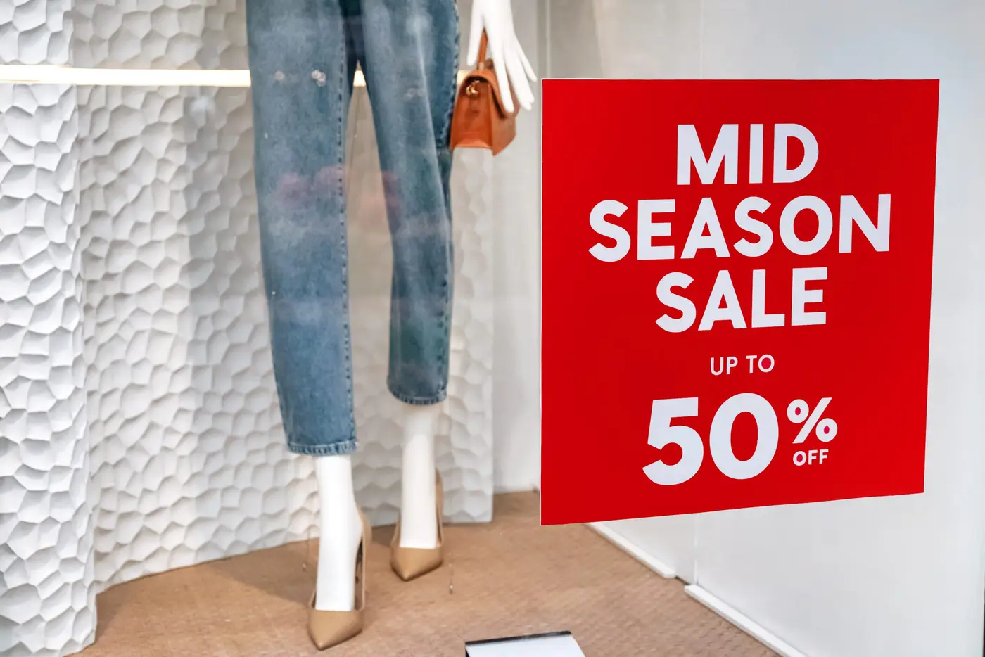 Window Graphics Middlesbrough - iStock 1308219897 scaled